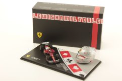 Ferrari SF-25 - Lewis Hamilton (2025) Las Vegas GP, double pack, 1:43 Looksmart