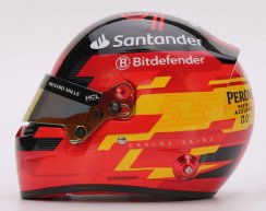 Carlos Sainz 2024 Ferrari sisak, 1:2 Bell