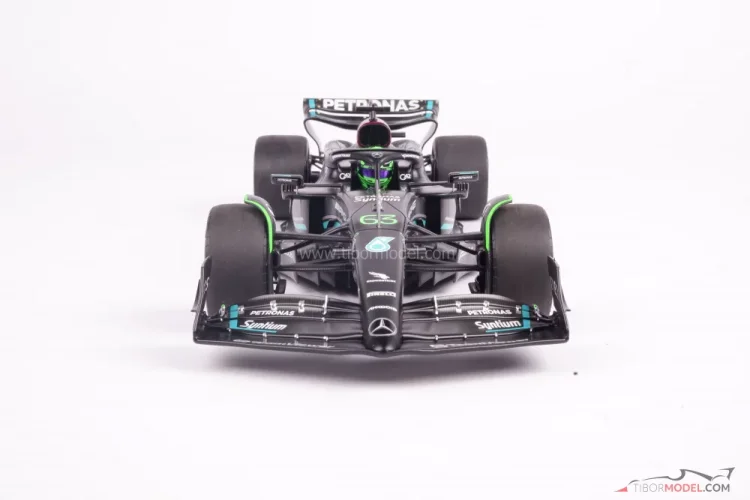 Mercedes W14 - George Russell (2023), 1:18 Minichamps