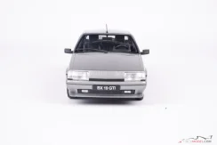 Citroen BX GTI (1990) strieborný, 1:18 Triple9
