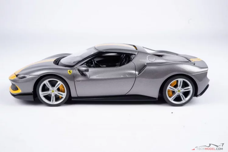 Ferrari 296 GTB Assetto Fiorano (2021) grey, 1:18 Bburago