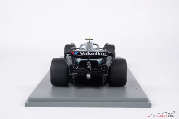 El ritmo de Aston Martin sigue sin impresionar a Fernando Alonso tras