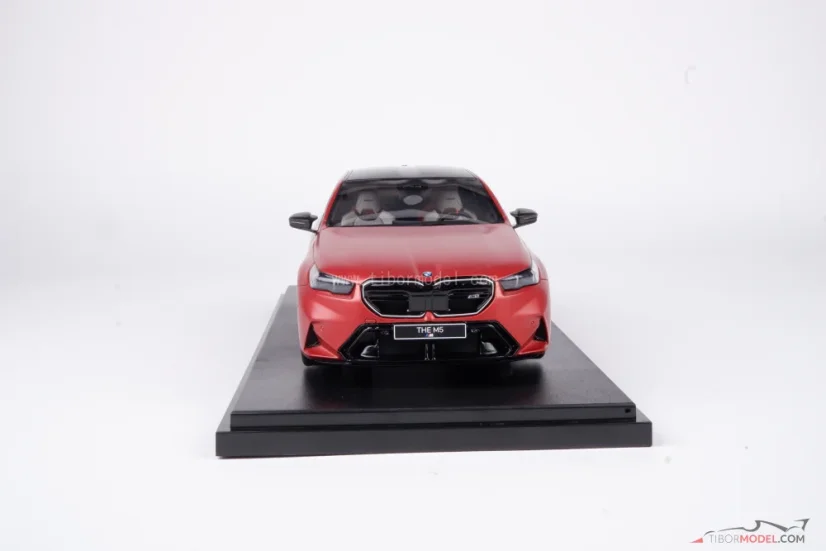 BMW M5 (2025) pebble beach orange, 1:18 GT Spirit