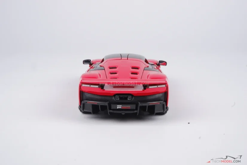 Ferrari F80 (2025) červené, 1:24 Bburago