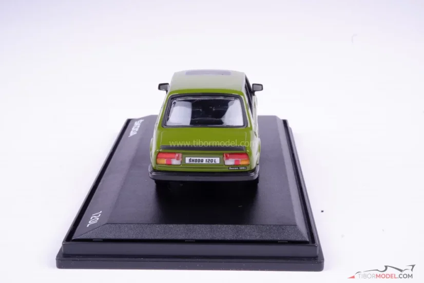 Skoda 120L (1984), olivazöld, 1:43 Abrex