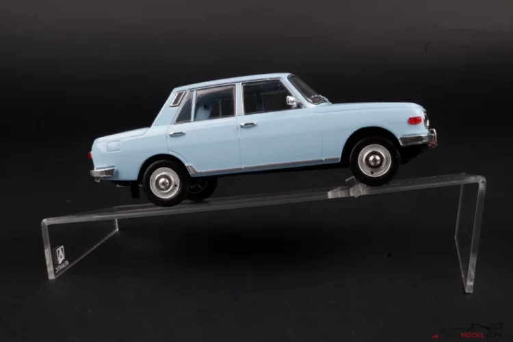 Rampa zkosená akrylová na vystavení modelů, 1:24 Atlantic