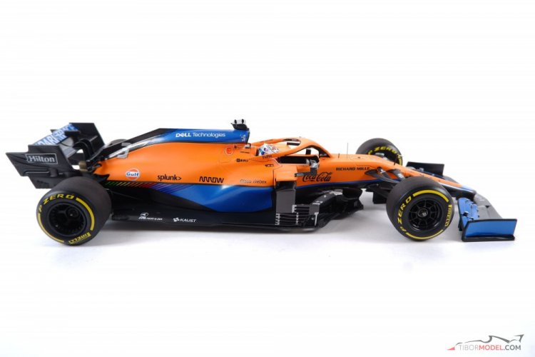 McLaren MCL35M - Daniel Ricciardo (2021), 1:18 Minichamps