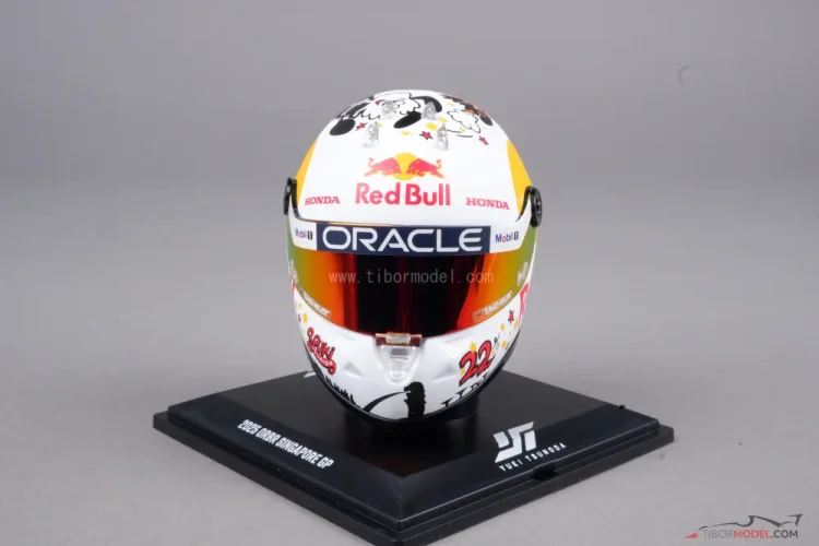 Yuki Tsunoda 2025 Szingapúri Nagydíj mini sisak, Red Bull, 1:4 Schuberth