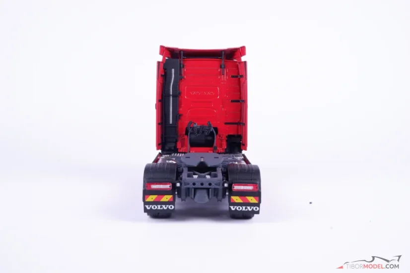 Volvo FH Globetrotter XL red (2023), 1:24 Solido