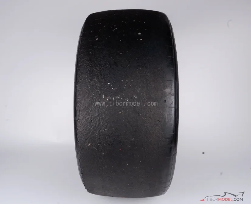 Pirelli PZero Supersoft ľavá predná pneumatika (2016)