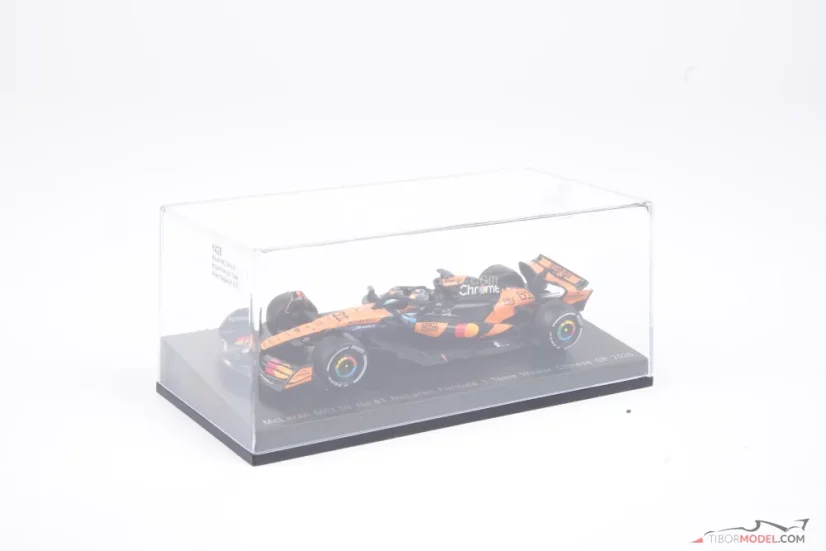 McLaren MCL39 - Oscar Piastri (2025) VC Číny, 1:64 Spark