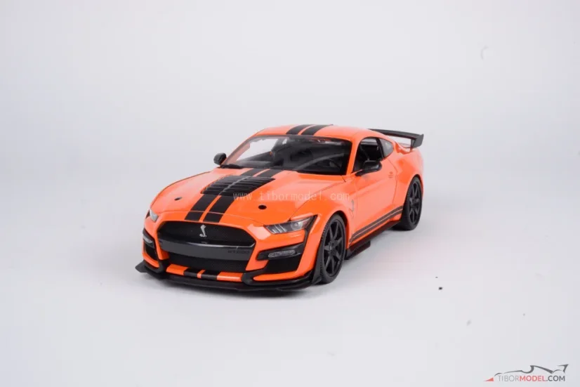 Mustang Shelby GT500 (2020) narancssárga, 1:18 Maisto