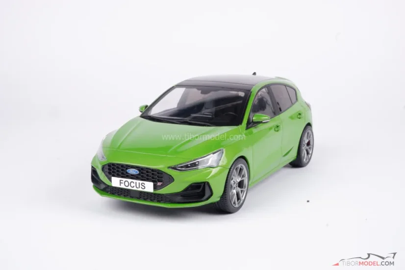 Ford Focus ST (2022) zöld, 1:18 MCG