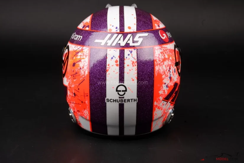 Nico Hülkenberg 2023 Haas přilba, 1:2 Schuberth