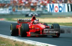 Ferrari F300 - Michael Schumacher (1998), Winner Hungary, with driver figure 1:43 GP Replicas