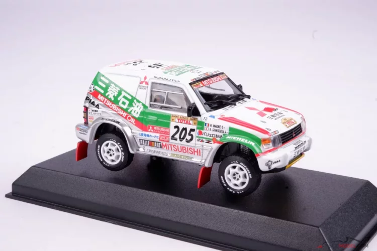 Mitsubishi Pajero, Shinozuka/Magne (1997), Rally Dakar, 1:43 Norev