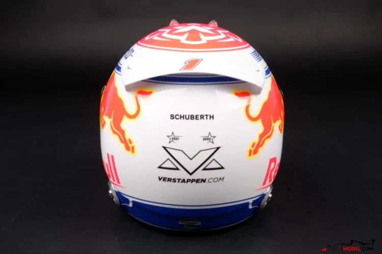 Max Verstappen 2023 Red Bull helmet, 1:2 Schuberth