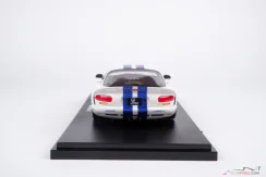 Dodge Viper GTS (1996) biely, 1:18 GT Spirit