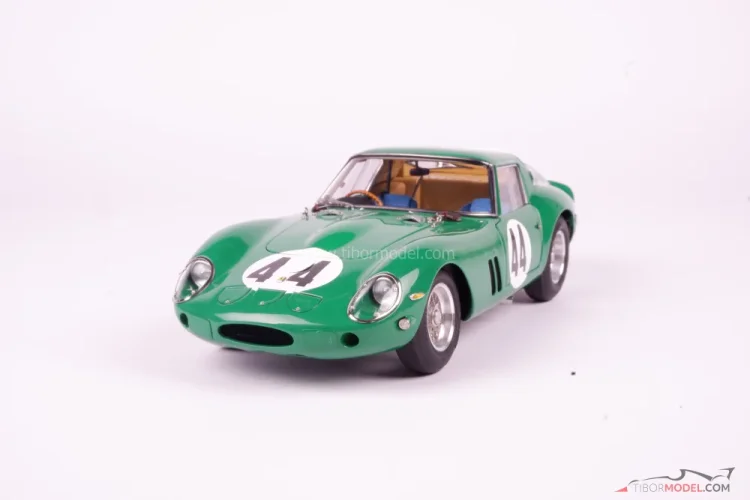 Ferrari 250 GTO - David Piper (1963) Silverstone, 1:18 CMC