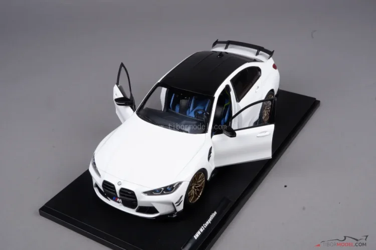 BMW M3 (2024) white, 1:18 Solido