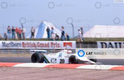 Williams FW07 - Clay Regazzoni (1979), Brit Nagydíj, figura nélküli kiadás, 1:18 GP Replicas
