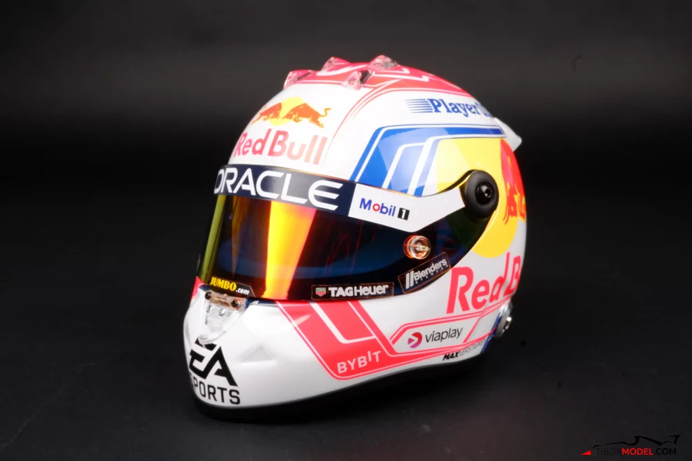 Helmet Max Verstappen 2023 Red Bull, 1:2 Schuberth