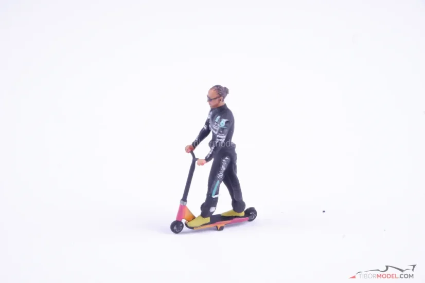 Lewis Hamilton rollerrel, Mercedes 2021, 1:43 Cartrix