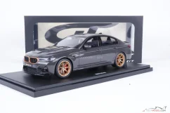BMW M5 CS F90 (2021) šedé, 1:18 GT Spirit