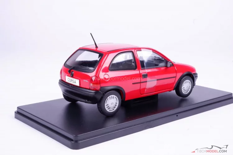 Opel Corsa B červená (1993), 1:24 Whitebox