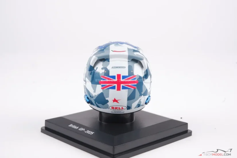 Carlos Sainz 2025 VC Velké Británie mini přilba, Williams, 1:5 Spark