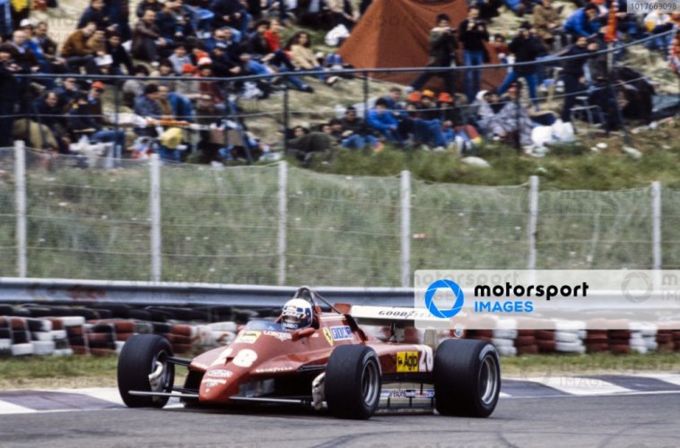 Ferrari 126C2 - Didier Pironi (1982), Vítěz San Marino, s figurkou pilota, 1:12 GP Replicas