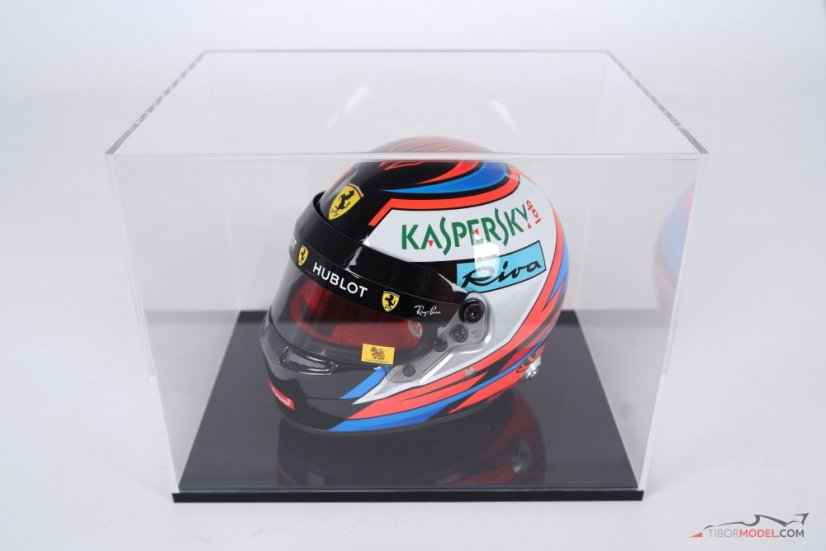 Showcase for a half scale helmet 1:2, Safe