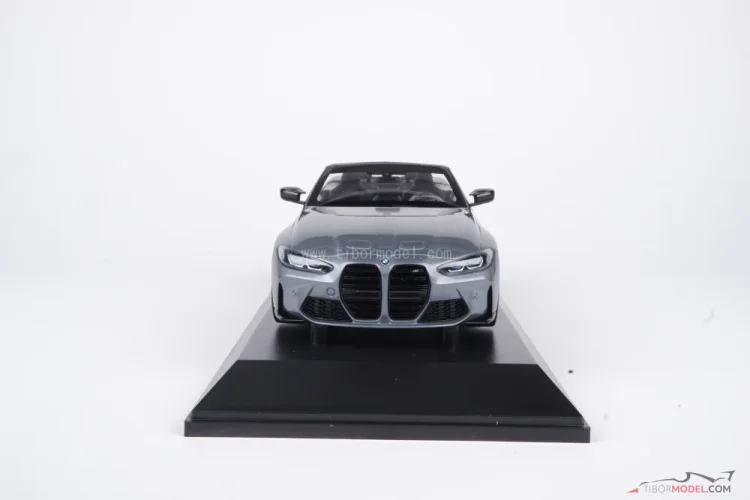 BMW M4 kabrió (2021) szürke, 1:18 Minichamps