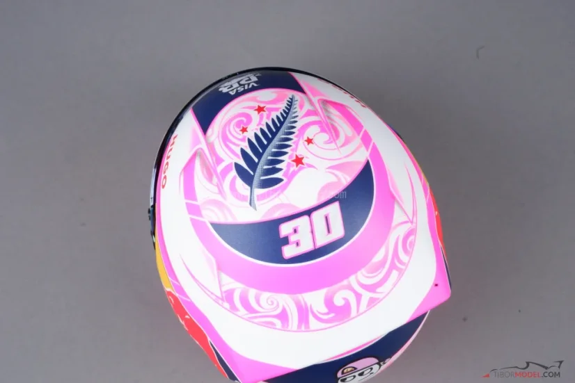 Liam Lawson 2025 Racing Bulls mini prilba, 1:2 Bell