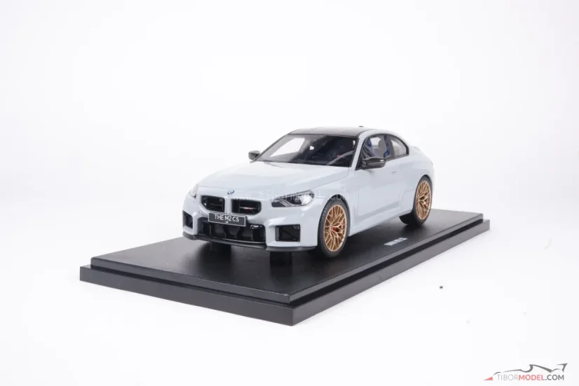 BMW M2 CS (2026) šedé, 1:18 GT Spirit