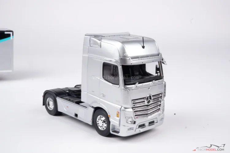 Mercedes tímový kamión 2023, 1:43 Spark