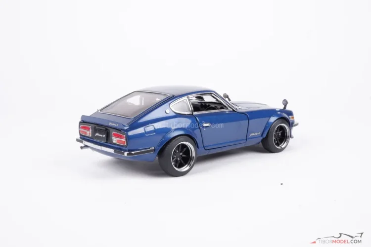 Datsun Fairlady Z (1970) modrý, 1:18 Sun Star