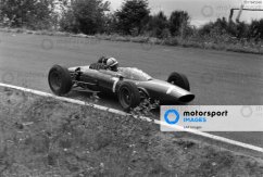 Ferrari 156 F1-63 - John Surtees (1963), Winner German GP, with driver figure, 1:18 GP Replicas