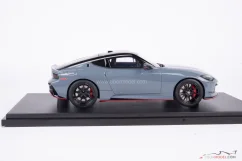 Nissan Z Nismo (2024) šedý, 1:18 GT Spirit