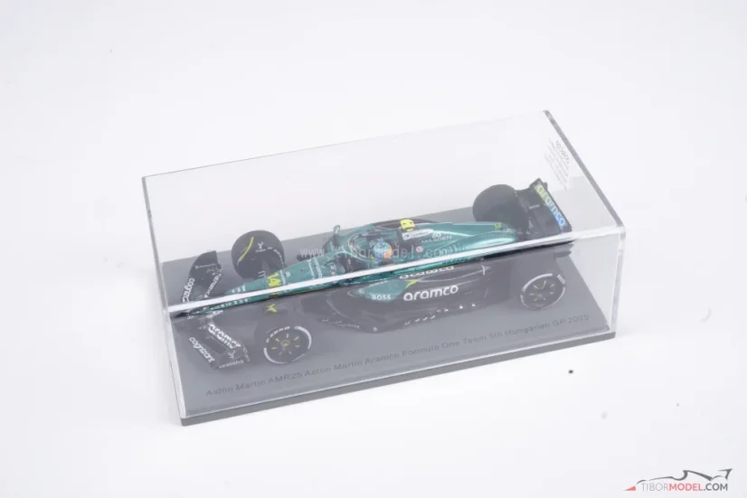 Aston Martin AMR25 - Fernando Alonso (2025), VC Maďarska, 1:43 Spark