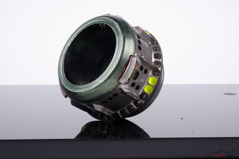 Red Bull RB12 green wheel nut (2016)