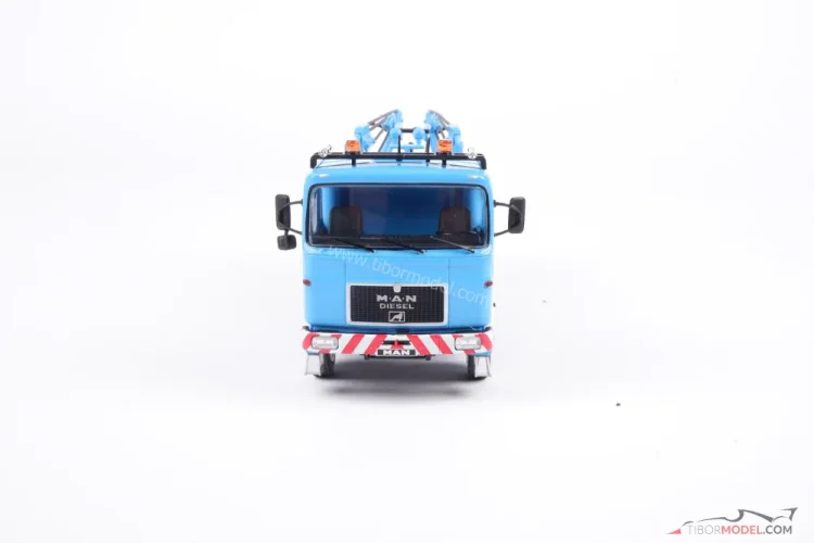 MAN F8 26.281 vontató, 1:43 Ixo