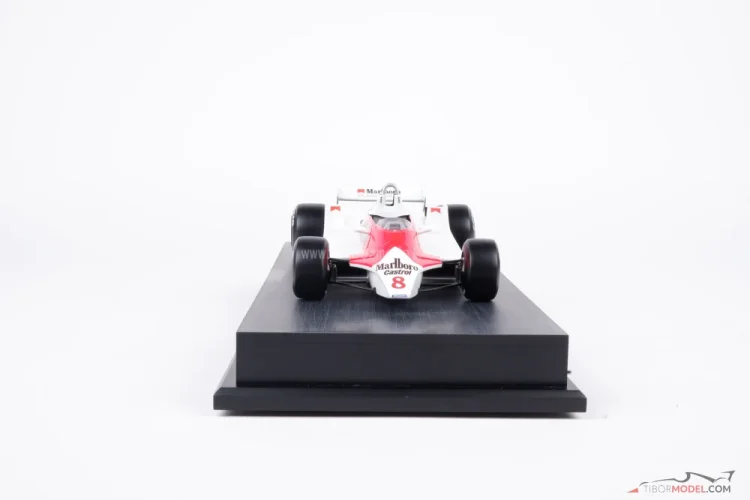 McLaren M30 - Alain Prost (1980), 1:18