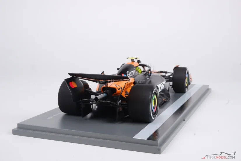 McLaren MCL39 - Lando Norris (2025), Majster Sveta, 1:18 Spark