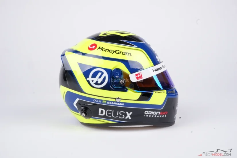 Oliver Bearman 2025 Haas mini prilba, 1:2 Bell