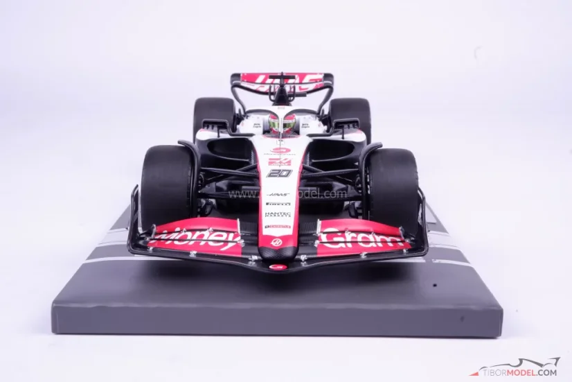 Haas VF-23 - Kevin Magnussen (2023), 1:18 Minichamps