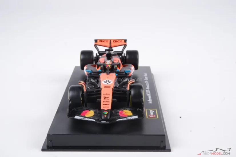 McLaren MCL39 - Oscar Piastri (2025), VC Monaka, 1:43 BBurago Signature