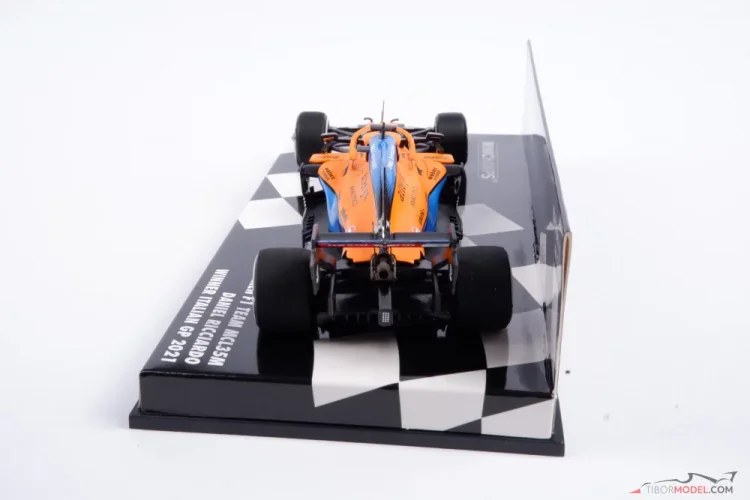 Model car McLaren MCL35M Ricciardo 2021 Minichamps | Tibormodel.com