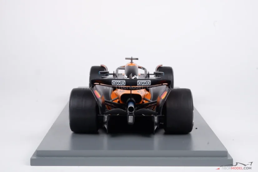 McLaren MCL39 - Oscar Piastri (2025), Chinese GP, 1:18 Spark