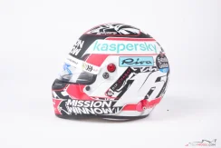 Charles Leclerc 2021, Ferrari prilba, 1:2 Bell